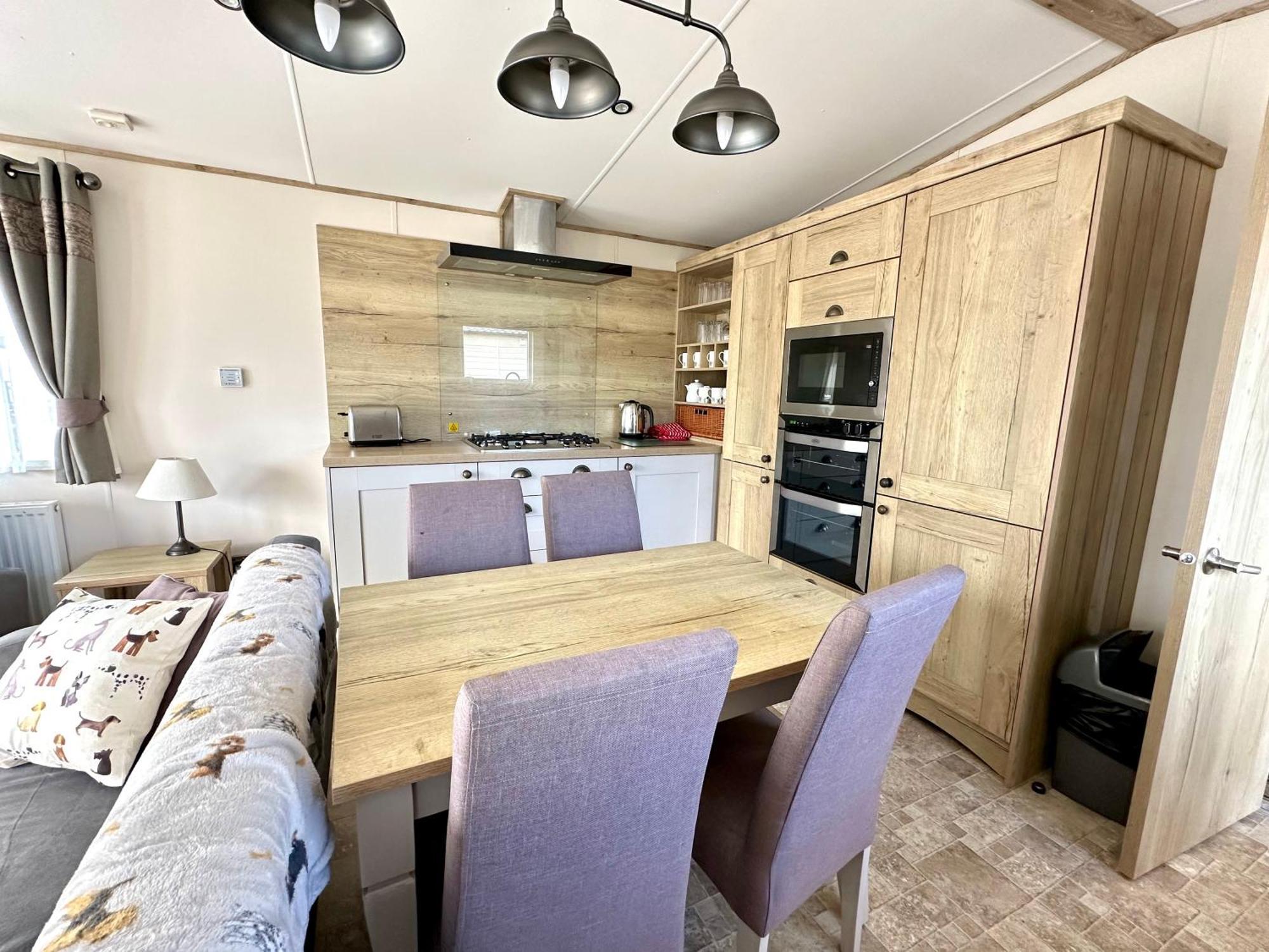 Paws Lodge, Hot Tub, Pet Friendly South Cerney Luaran gambar